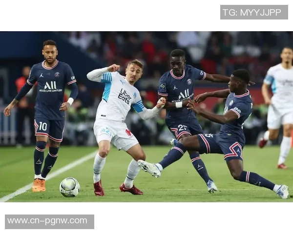 法甲分析：巴黎圣日耳曼轻松战胜洛里昂马赛主场顺利取胜